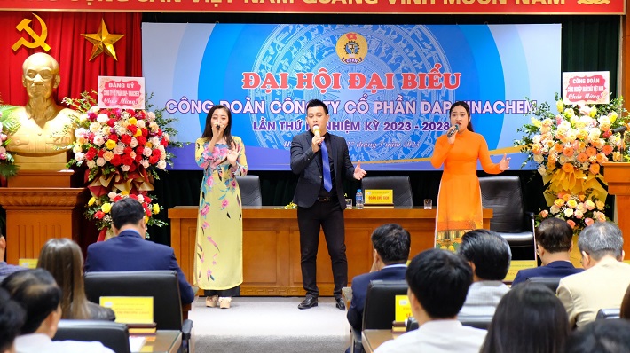 Công đoàn Công ty CP DAP - Vinachem: “Đổi mới - Dân chủ - Đoàn kết - Phát triển”